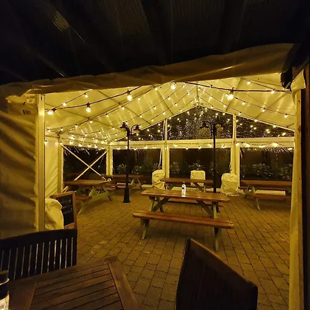 The Rose & Crown