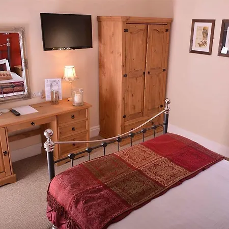 The Rose & Crown Bed and breakfast
