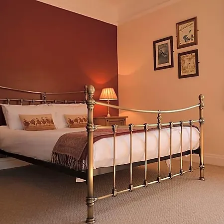The Rose & Crown Bed & Breakfast