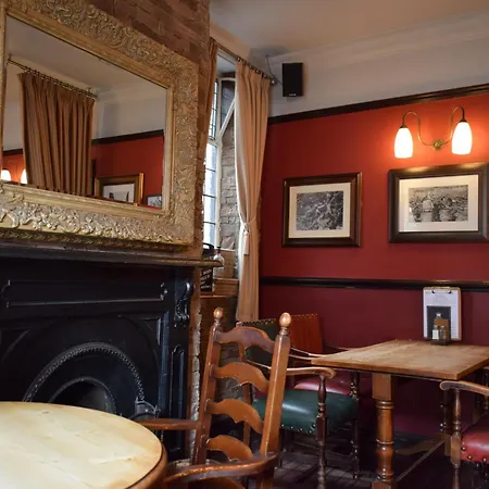The Rose & Crown فندق مبيت وإفطار