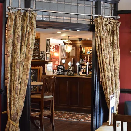 فندق مبيت وإفطار The Rose & Crown