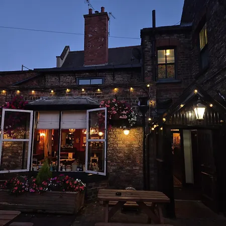 The Rose & Crown فندق مبيت وإفطار