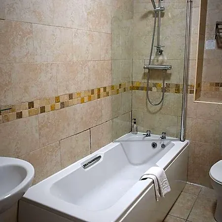 The Rose & Crown Bed and breakfast 3*