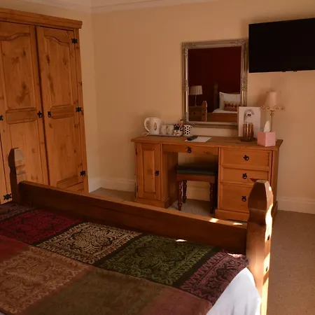 The Rose & Crown Bed & Breakfast 3*